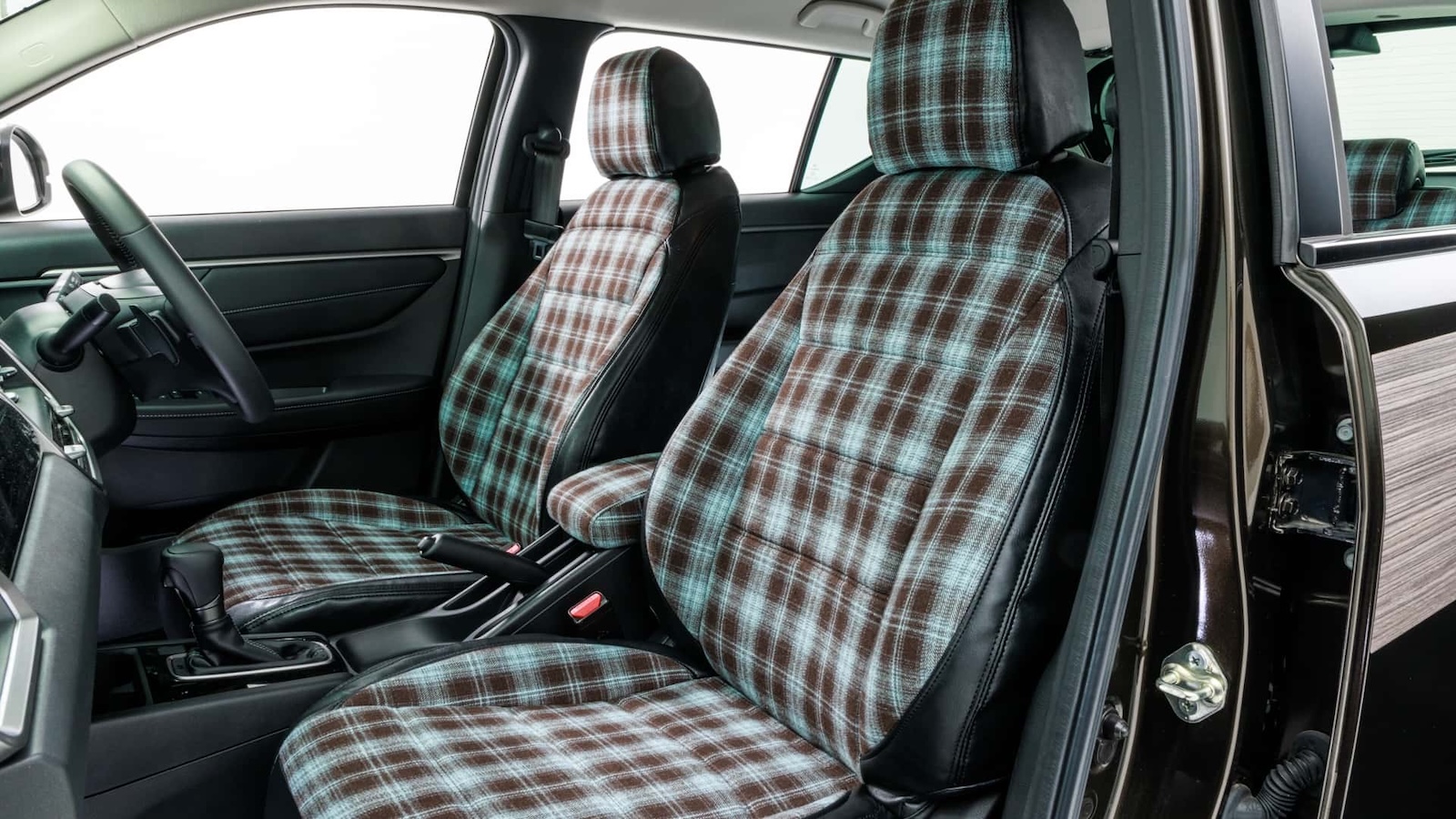 Κι όμως είναι Honda και ας μοιάζει με Jeep Cherokee των 90s