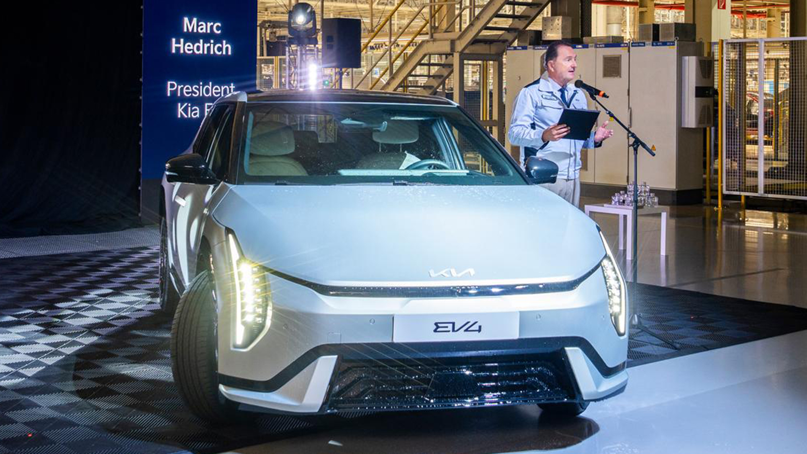 Kia: «Πυρά» στον CEO της Mercedes λόγω ACEA και απαγόρευσης βενζίνης/diesel