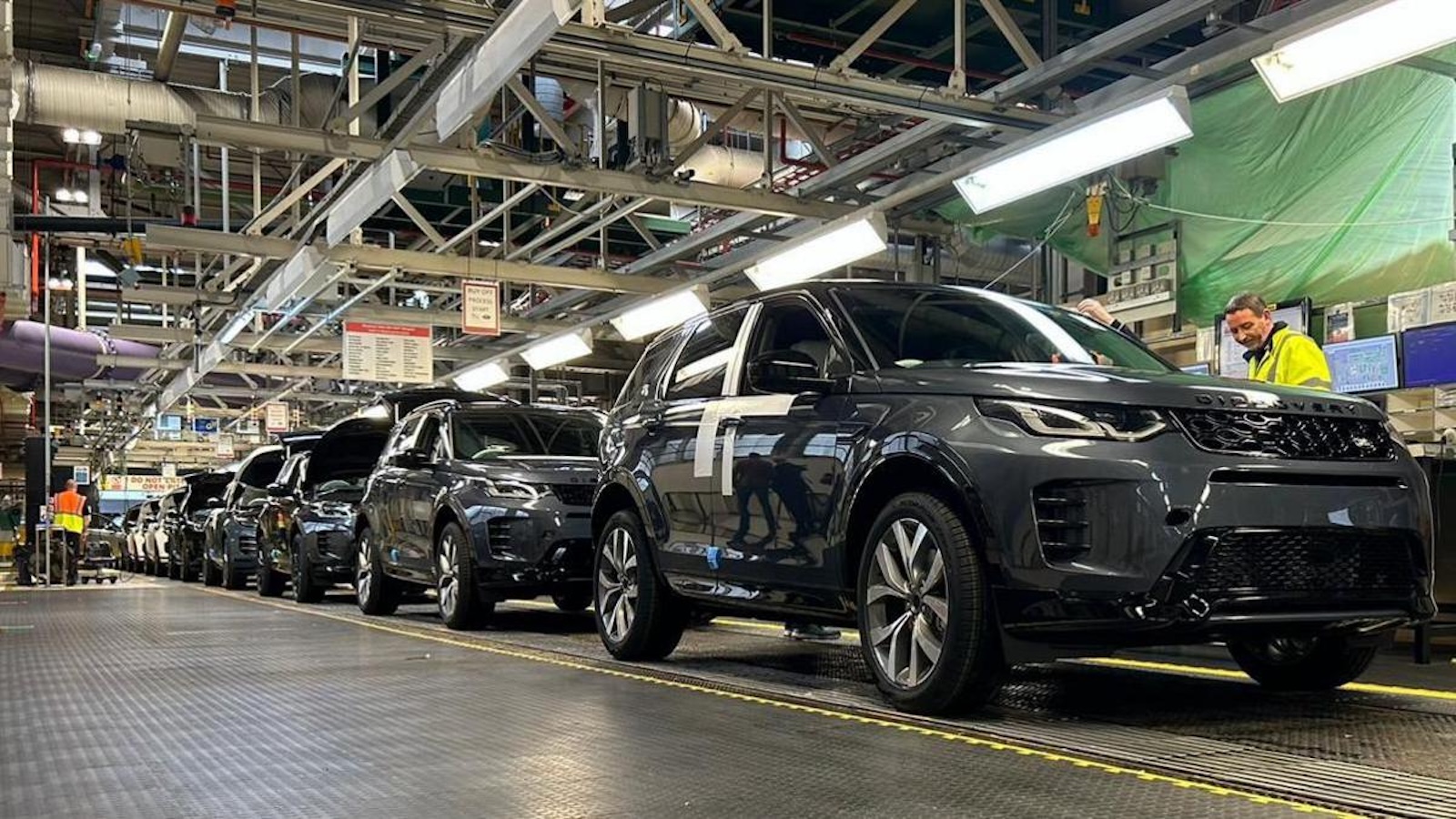 Κυβερνοεπίθεση «πάγωσε» την Jaguar Land Rover – Δάνειο £500 εκατ. για στήριξη προμηθευτών