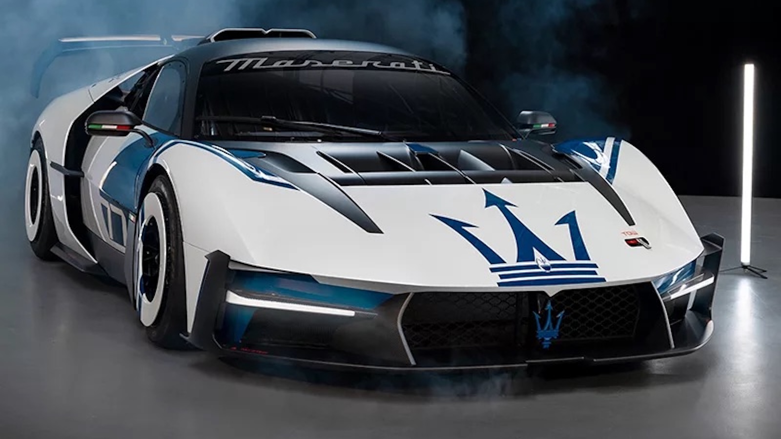 Maserati MCXtrema: Παράδοση του «θηρίου» των 740 ίππων στη Modena!