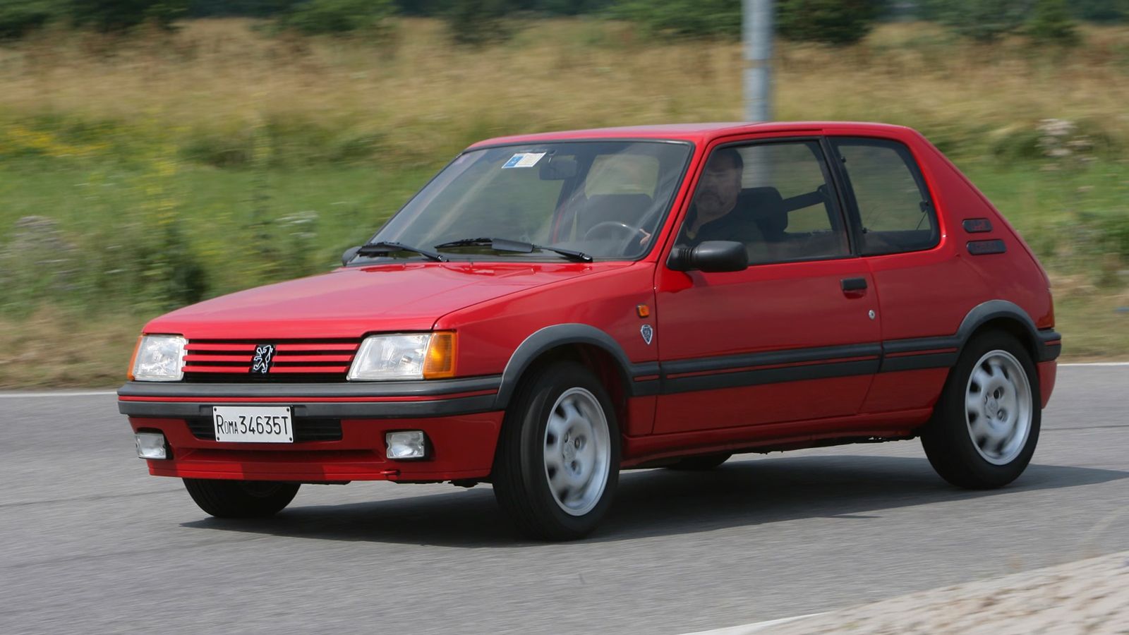 #memories: Peugeot 205 | Όταν οι Γάλλοι έβαλαν δύσκολα στους Γερμανούς