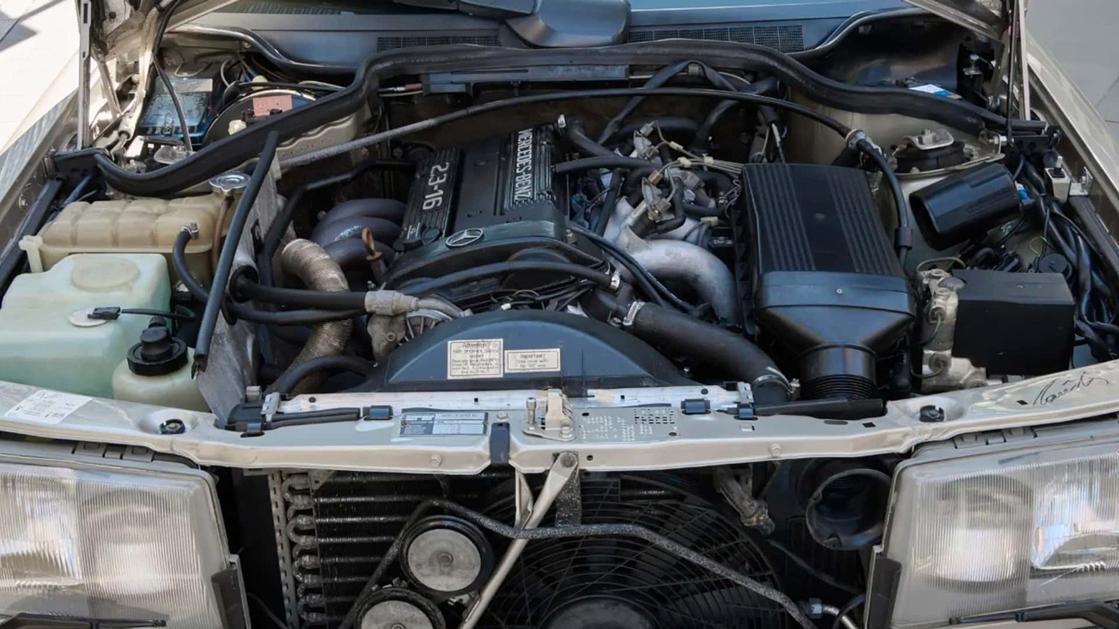 To ιλιγγιώδες ποσό που κοστίζει η Mercedes 190 E 2.3-1.6 του Senna