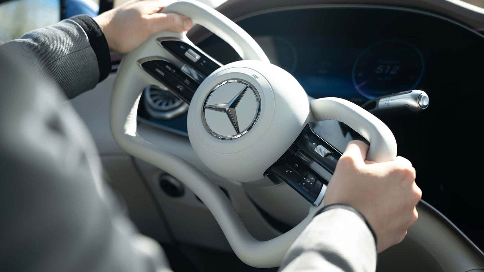 τιμόνι steer by wire της Mercedes-Benz EQS