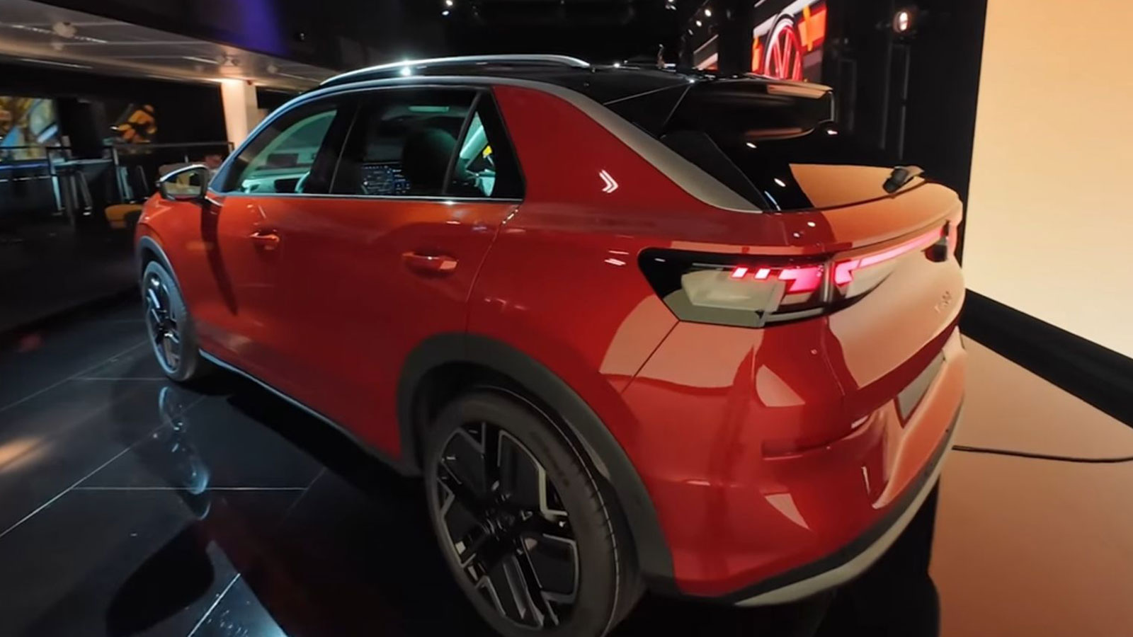 Αυτό είναι το νέο Volkswagen T-Roc - Διαρροή πριν την επίσημη παρουσίαση