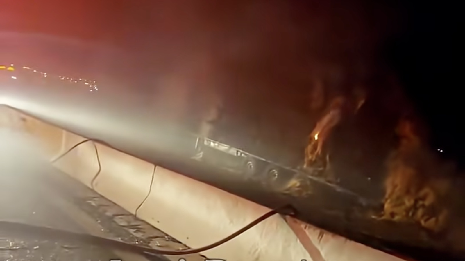 Νταλίκα με άχυρα έπιασε φωτιά στον Ε65 – Προσωρινά διακόπηκε η κυκλοφορία