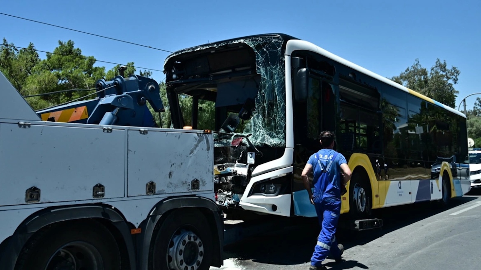 Τροχαίο στη Βούλα: Ερωτήματα για το αυτόματο φρενάρισμα AEB στο νέο Λεωφορείο του 2024