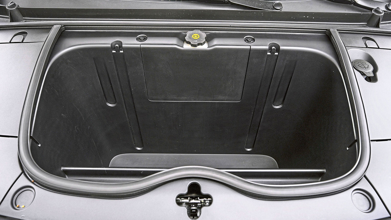 Οδηγούμε το Nio Firefly 143 PS - Πολυτελές μικρό με αυτονομία 330 χλμ.