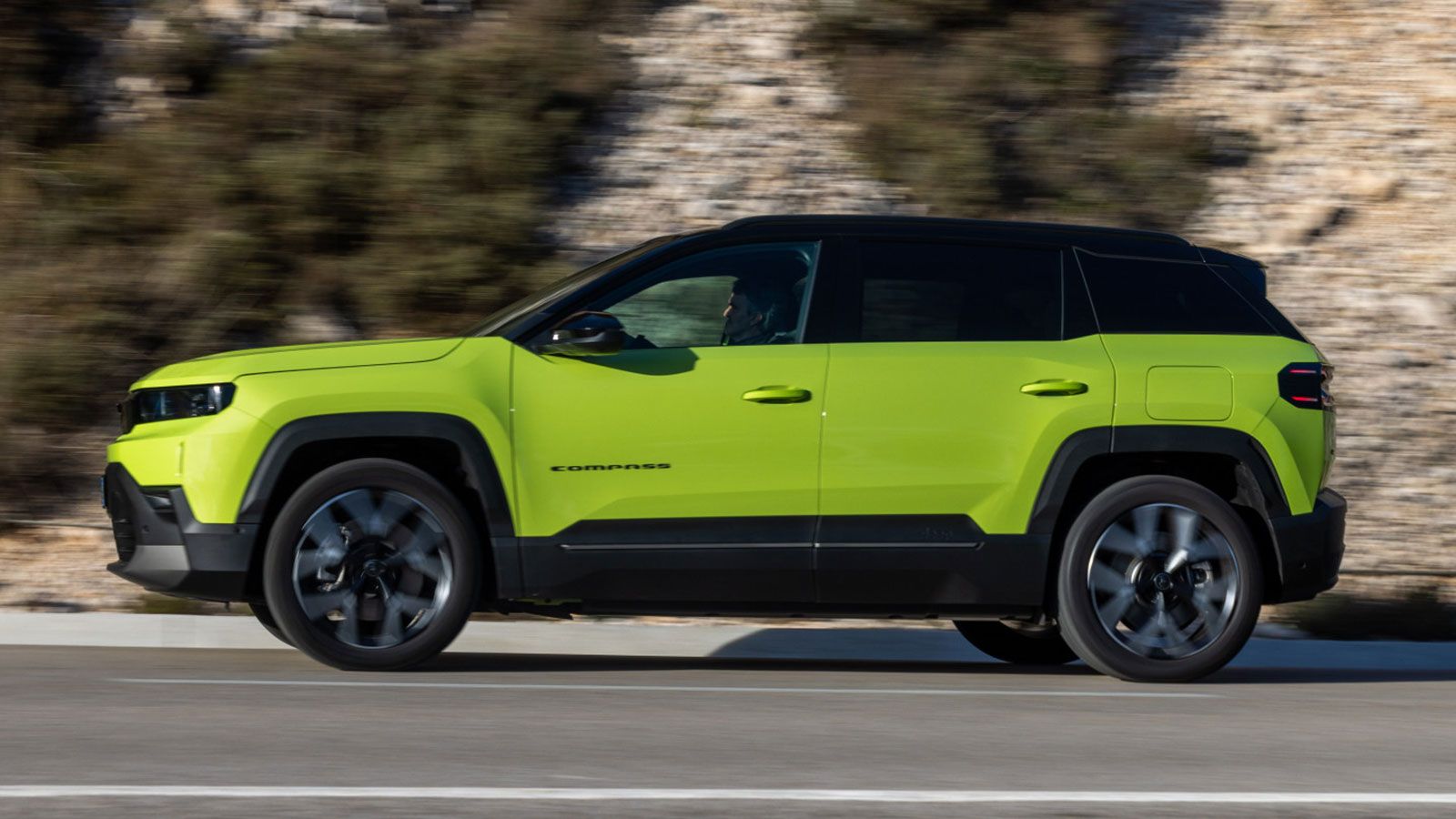 Οδηγούμε το νέο Jeep Compass στην Ισπανία