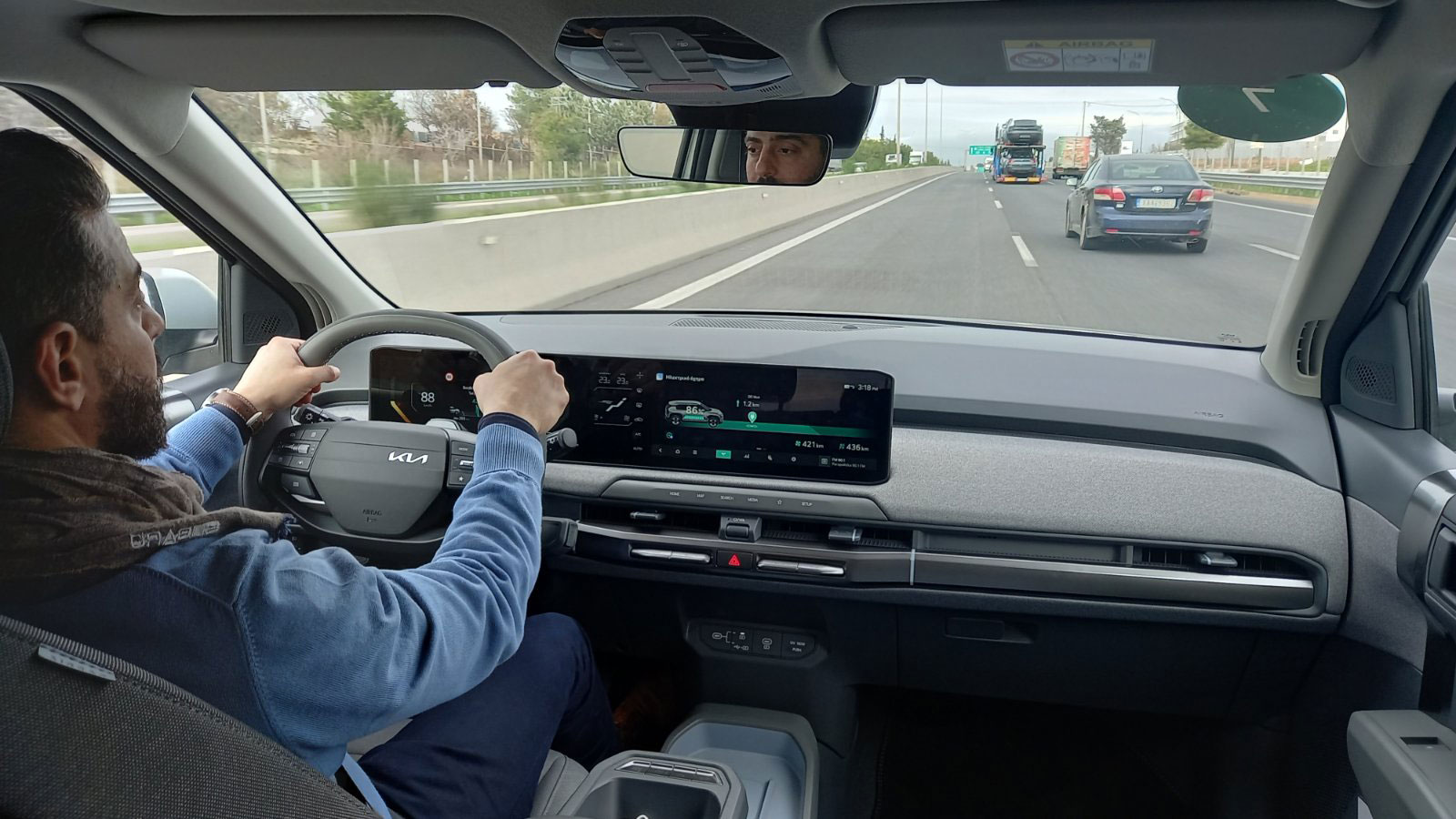 Κάθε 250 χλμ. στην εθνική θέλουν φόρτιση τα μικρά ηλεκτρικά 