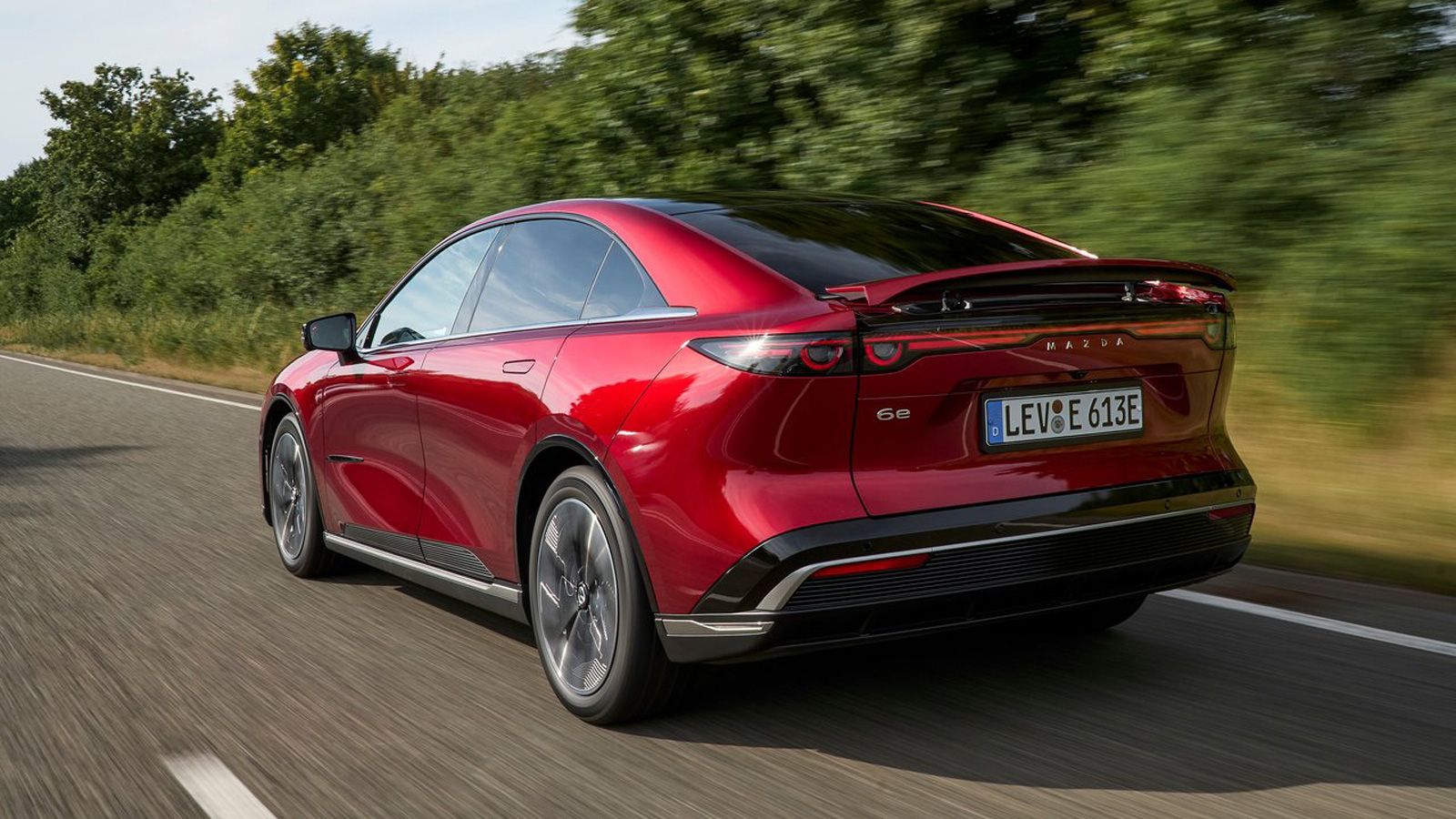 Οδηγούμε: Νέο Mazda 6e –Ηλεκτρική 5μετρη «κούρσα» από τη Mazda