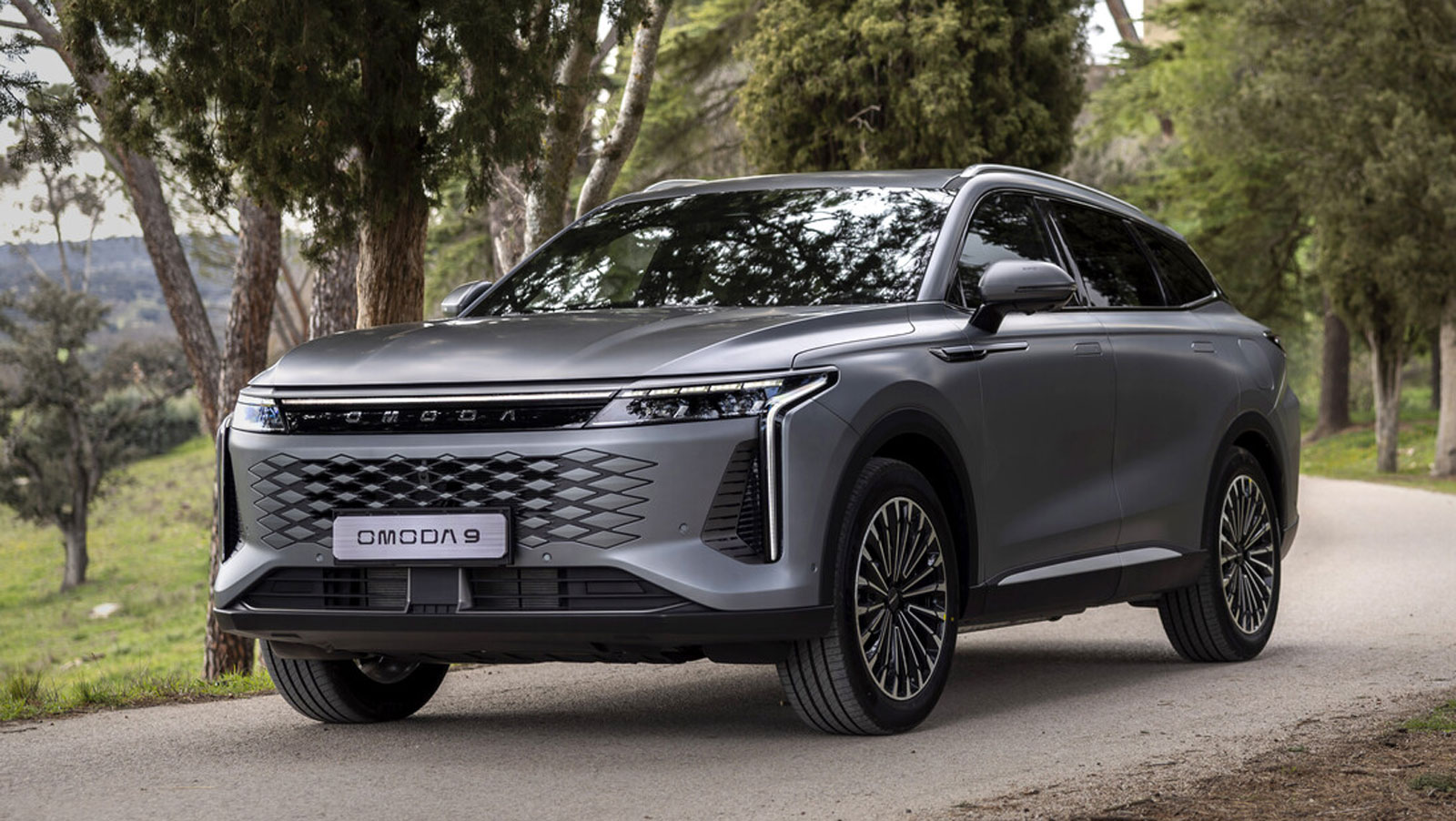 Plug-in υβριδικό Omoda 9 SHS: Πού ξεχωρίζει το Νο.1 μοντέλο της Omoda;