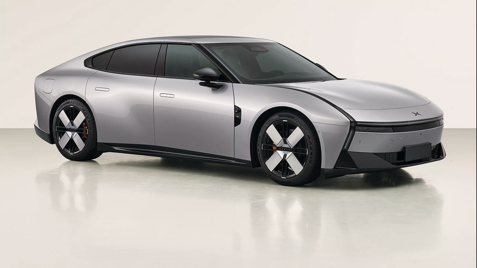 Νέο XPeng P7 ηλεκτρικό sedan με στυλ Lamborghini
