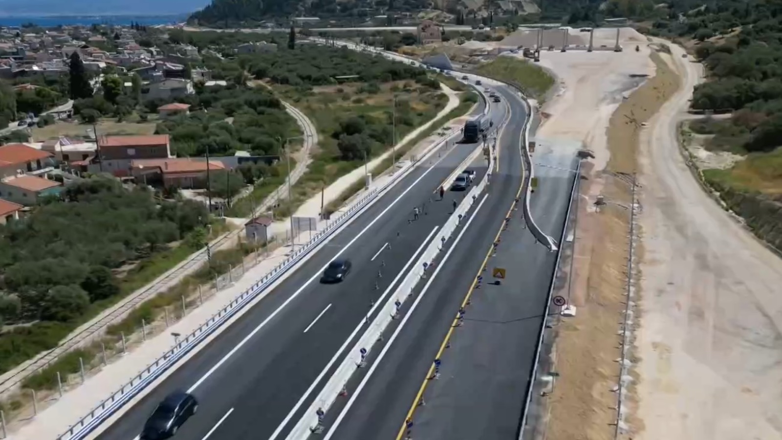 Κατά την περίοδο των ρυθμίσεων στον Ανισόπεδο Κόμβο Κυλλήνης, η εξυπηρέτηση της κυκλοφορίας θα γίνεται μέσω των γειτονικών κόμβων Βάρδας και Γαστούνης