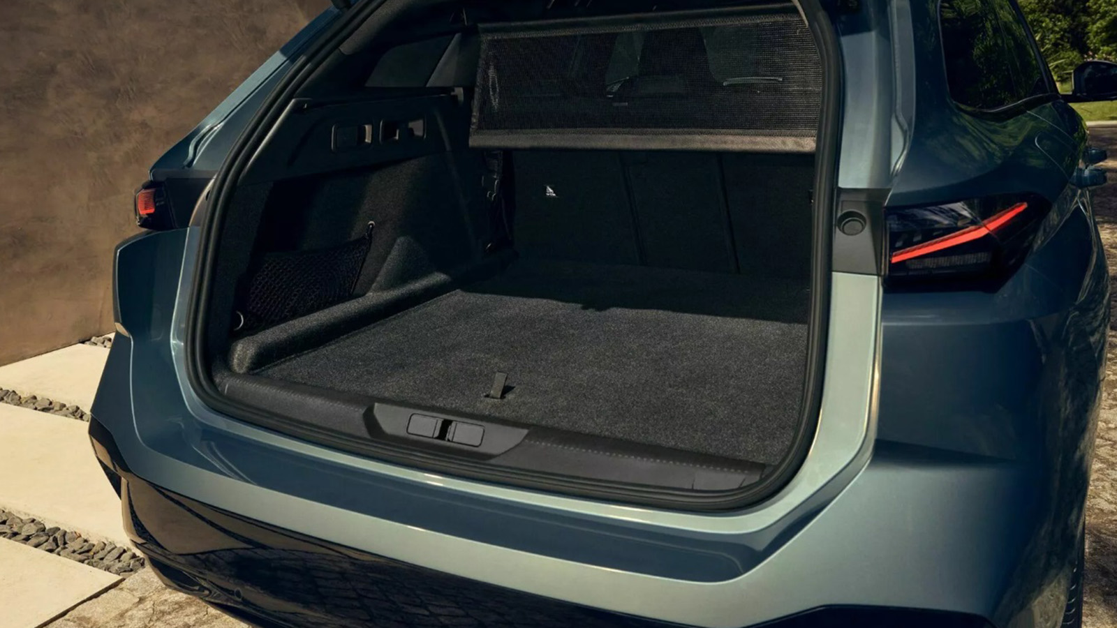 Ανανεωμένο Peugeot 308: Με φρέσκο λουκ από 130 έως 195 ίππους