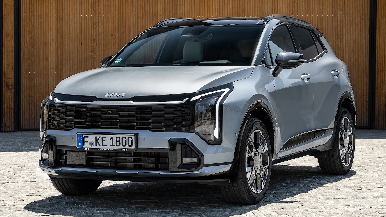 Νέο Kia Sportage: Στην Ελλάδα με τιμές από 30.990 ευρώ