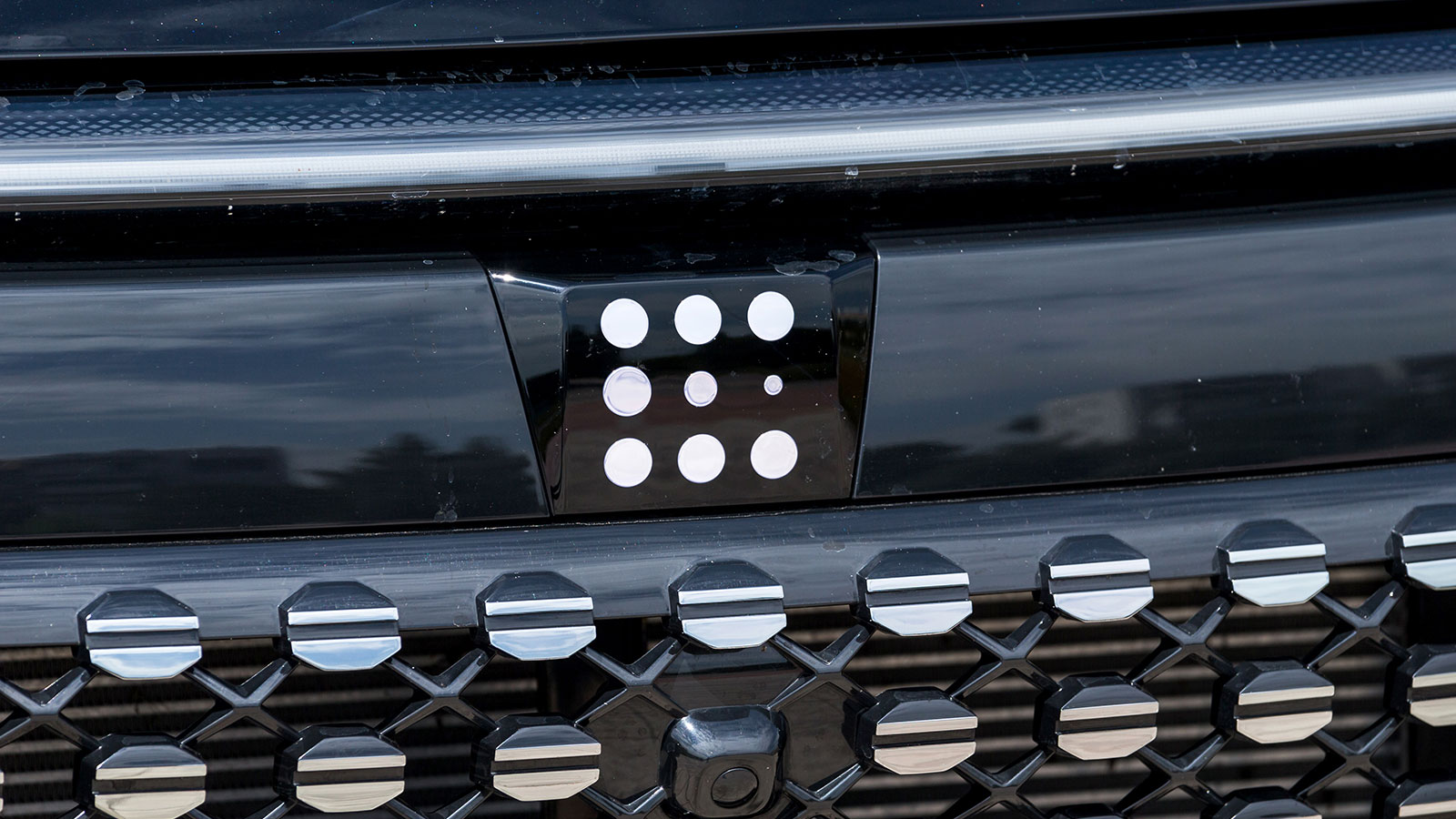 Δοκιμή DFSK E5: 7-θέσιο Plug-in υβριδικό μεσαίο SUV με 250 άλογα