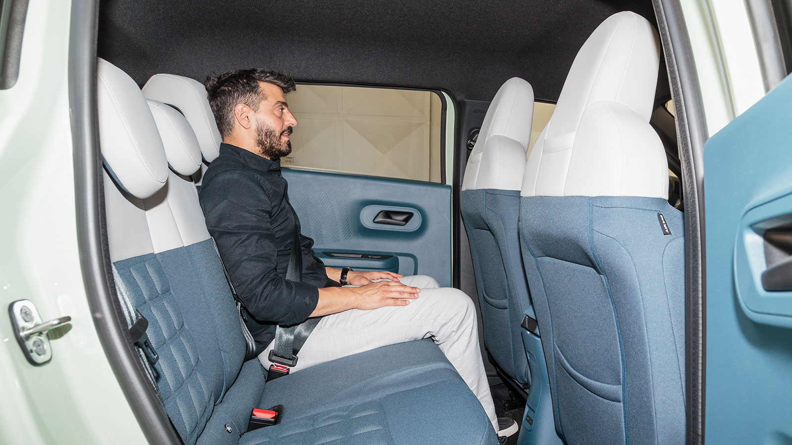 Οι χώροι είναι πολύ καλοί για τα δεδομένα της κατηγορίας τόσο για τους επιβάτες αλλά και για τις αποσκευές, με το Grande Panda να προσφέρει χώρο 353 λ