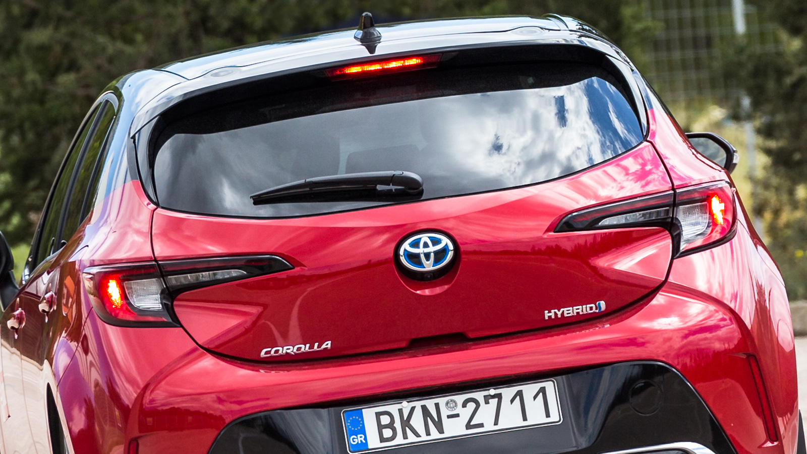 Τρίτο φως στοπ: Πότε έγινε υποχρεωτικό στα αυτοκίνητα;