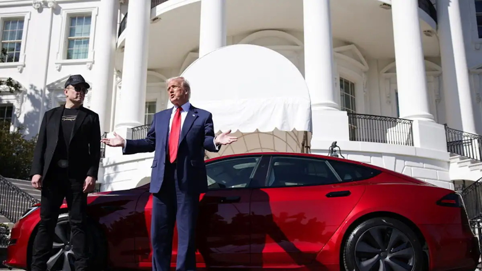«Χαστούκι» 150 δισ. δολαρίων στην Tesla μετά τον πόλεμο Musk-Τραμπ 