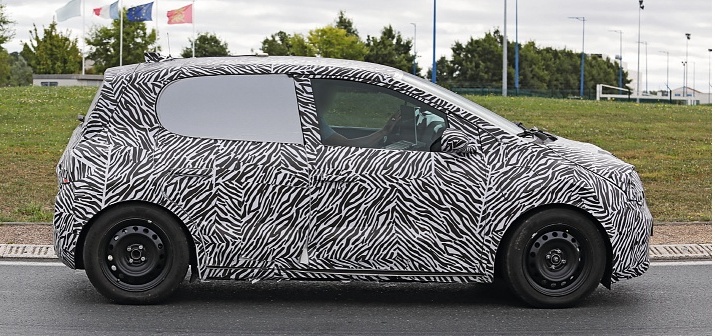 Νέο Renault Twingo 2026 – Οι πρώτες κατασκοπευτικές φωτογραφίες αποκαλύπτουν το φθηνό ηλεκτρικό πόλης