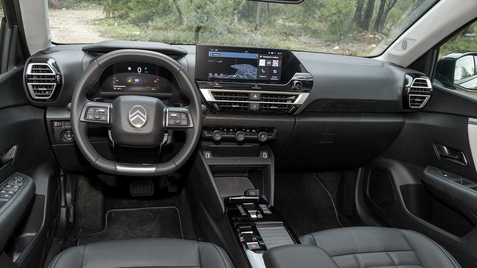 Ποιο μικρομεσαίο στα 140 άλογα; Citroen C4 Vs Hyundai i30 Vs Toyota Corolla Hybrid