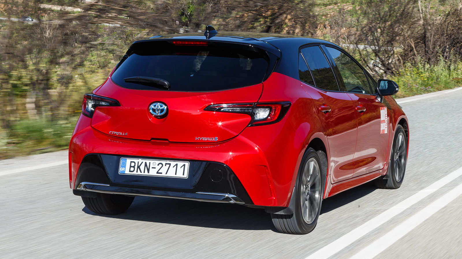 Ποιο μικρομεσαίο στα 140 άλογα; Citroen C4 Vs Hyundai i30 Vs Toyota Corolla Hybrid