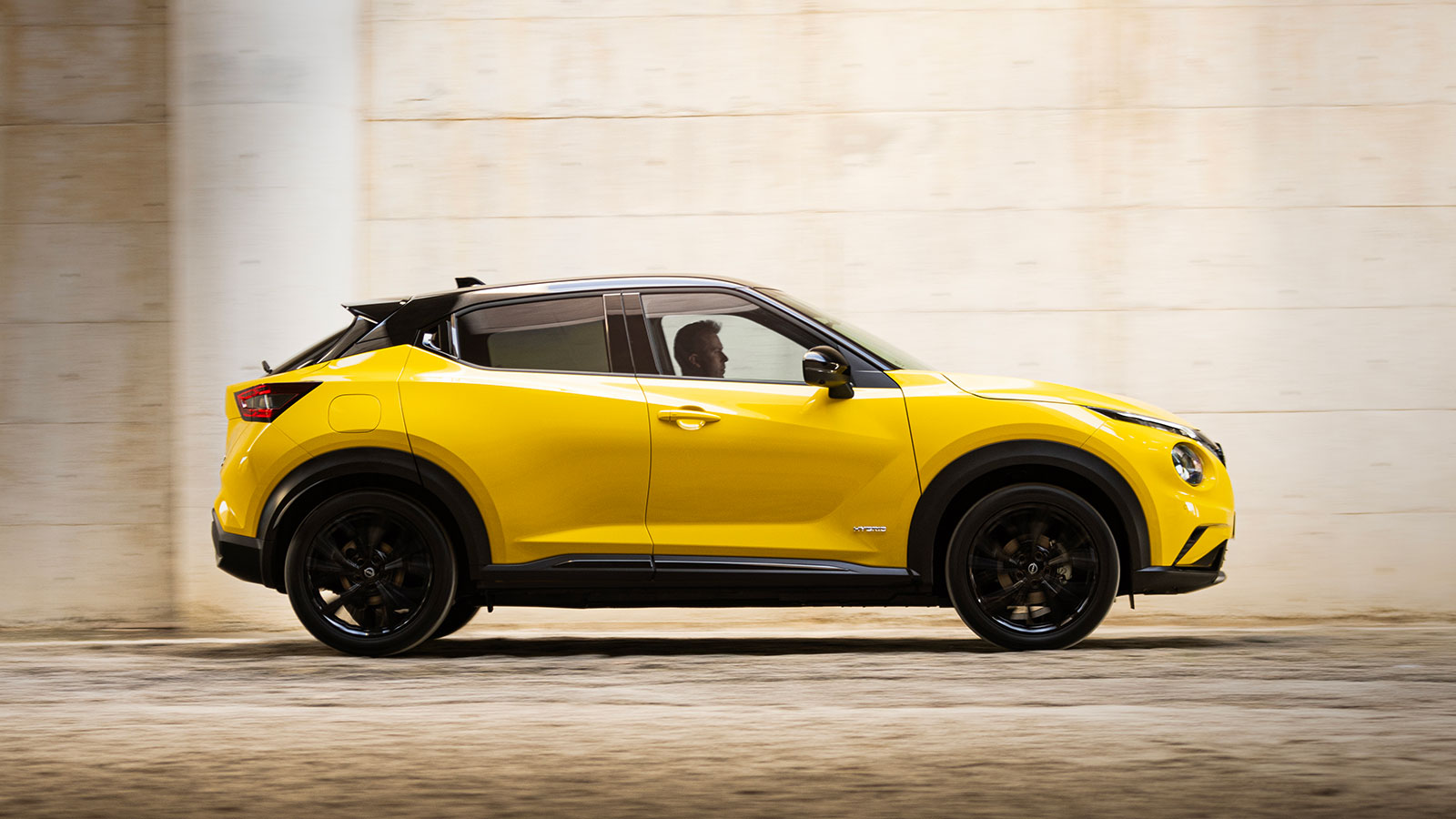 Με κατανάλωση 4,0 λτ./100 χλμ. εντός πόλης, το υβριδικό Nissan Juke είναι το πιο οικονομικό αυτοκίνητο της κατηγορίας του σε αστικές συνθήκες κίνησης.