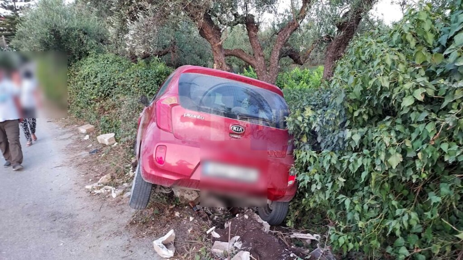 Ζάκυνθος: Μεθυσμένος Βρετανός έκλεψε αυτοκίνητο και το τράκαρε 