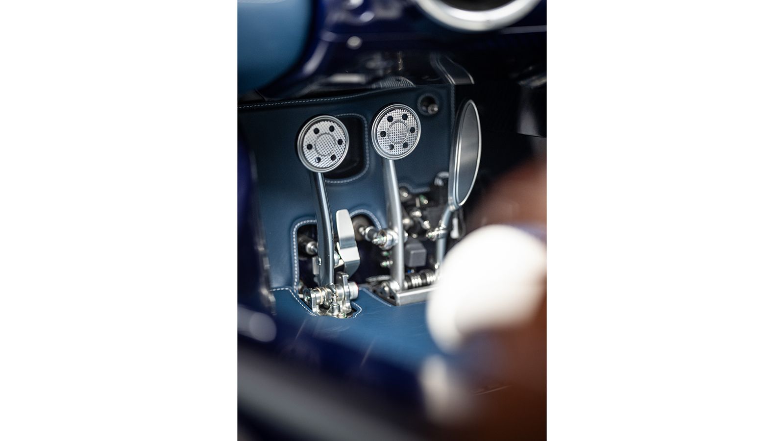 Η νέα Pagani Huayra 70 Derecho ήρθε με V12 μοτέρ και 864 άλογα! 