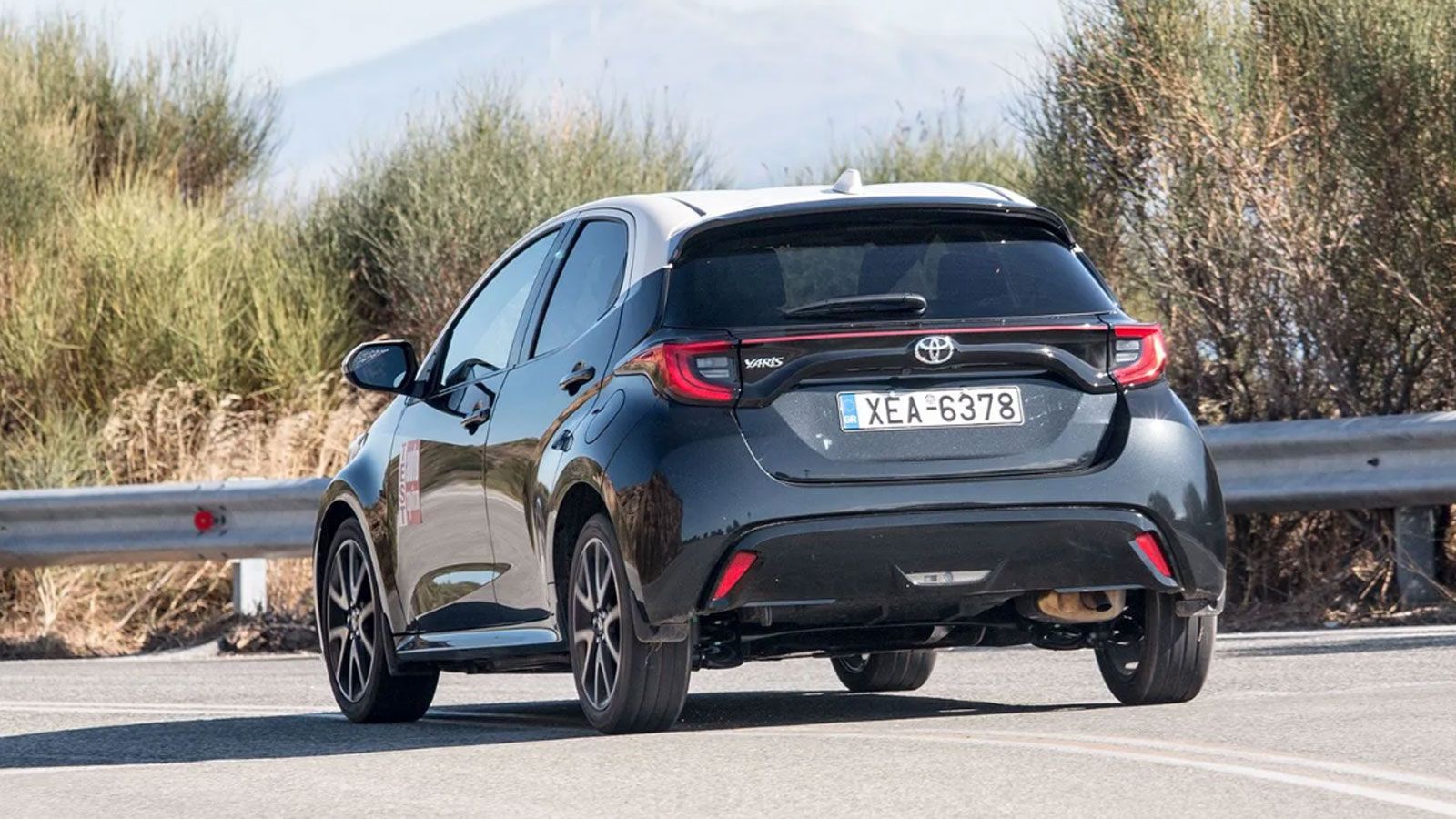 Το Toyota Yaris από την πίσω πλευρά