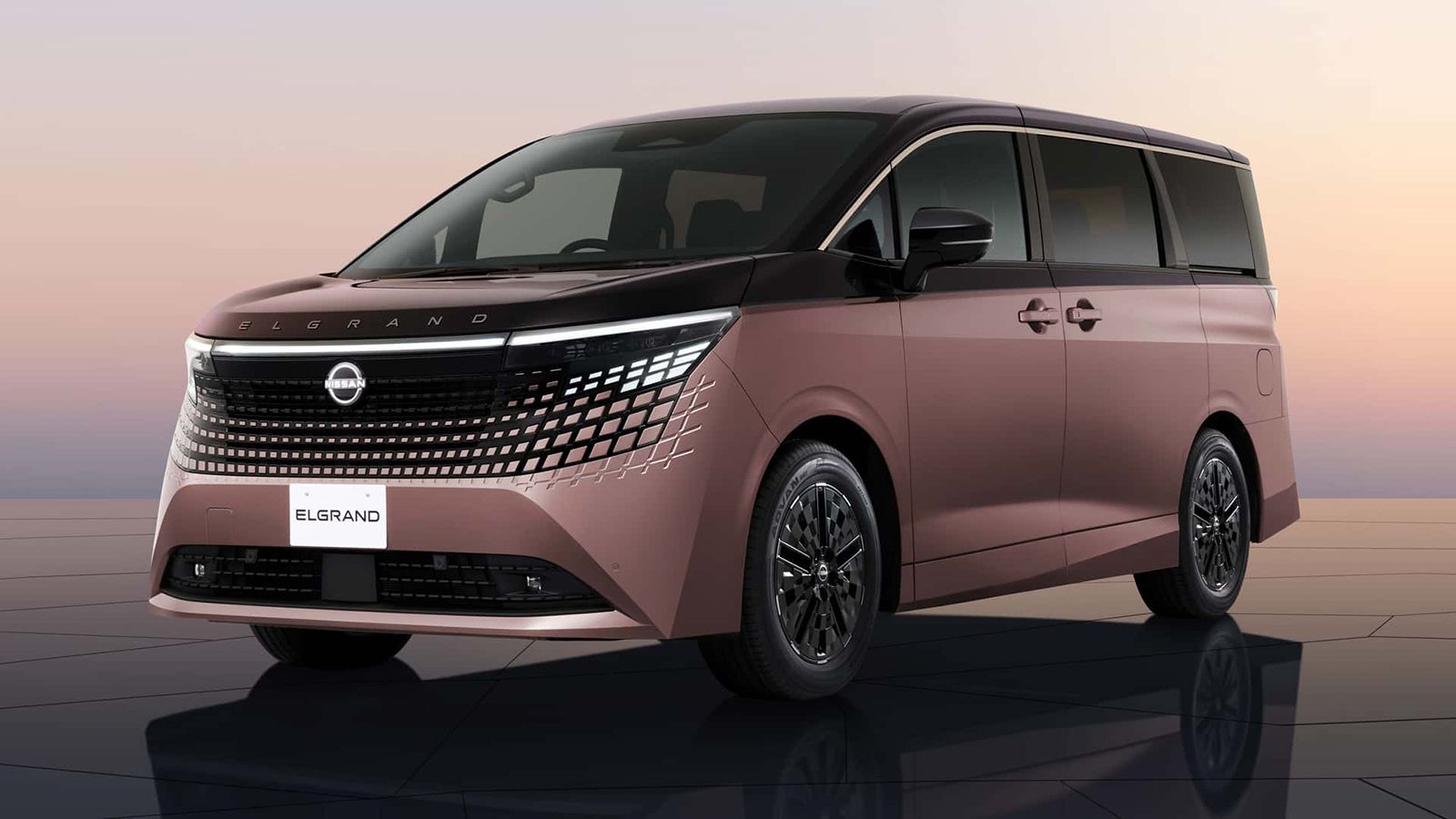 To νέο Nissan Elgrand άφησε τους V6 κινητήρες και ήρθε με το E-Power