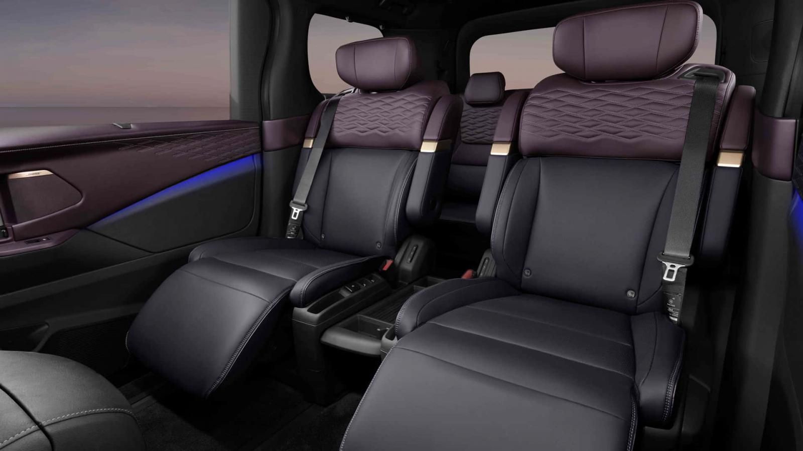 To νέο Nissan Elgrand άφησε τους V6 κινητήρες και ήρθε με το E-Power