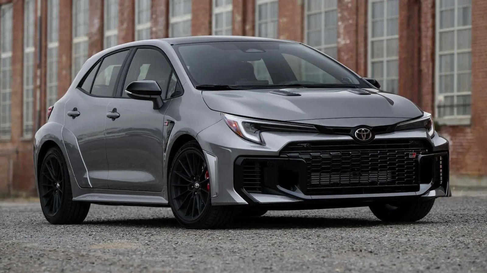 H Toyota θα πουλούσε μόνο GR Yaris & GR Corolla αν ήταν στο χέρι του Akio Toyoda