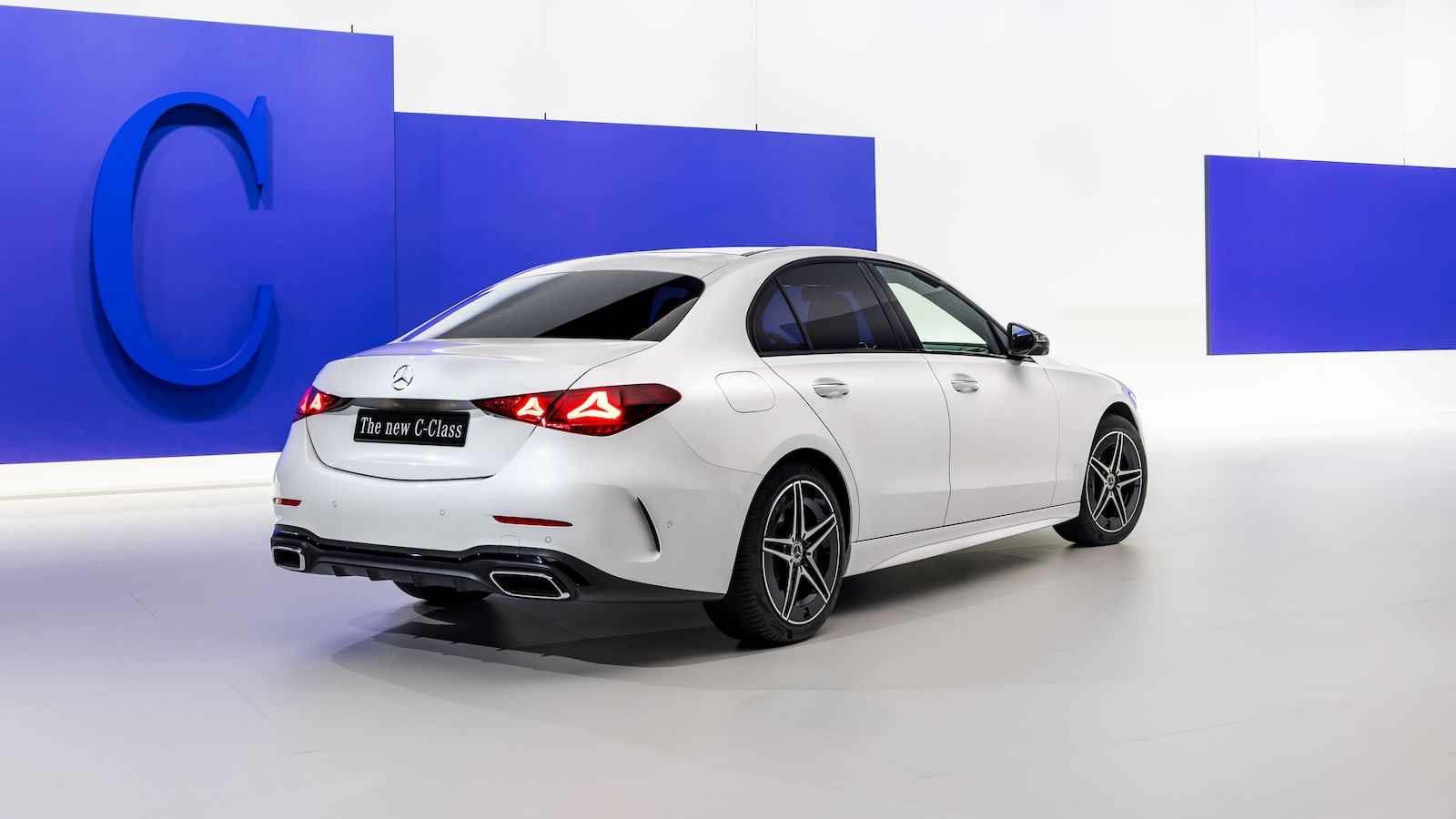 Αποκάλυψη: Νέα Mercedes C-Class με φρέσκια εμφάνιση, ChatGPT και τετραδιεύθυνση!