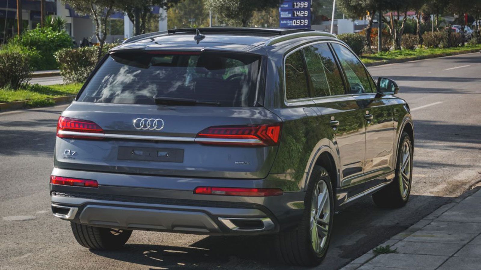 Test μεταχειρισμένου 7θέσιου Audi Q7 2015-2023: Με βασιλικούς χώρους