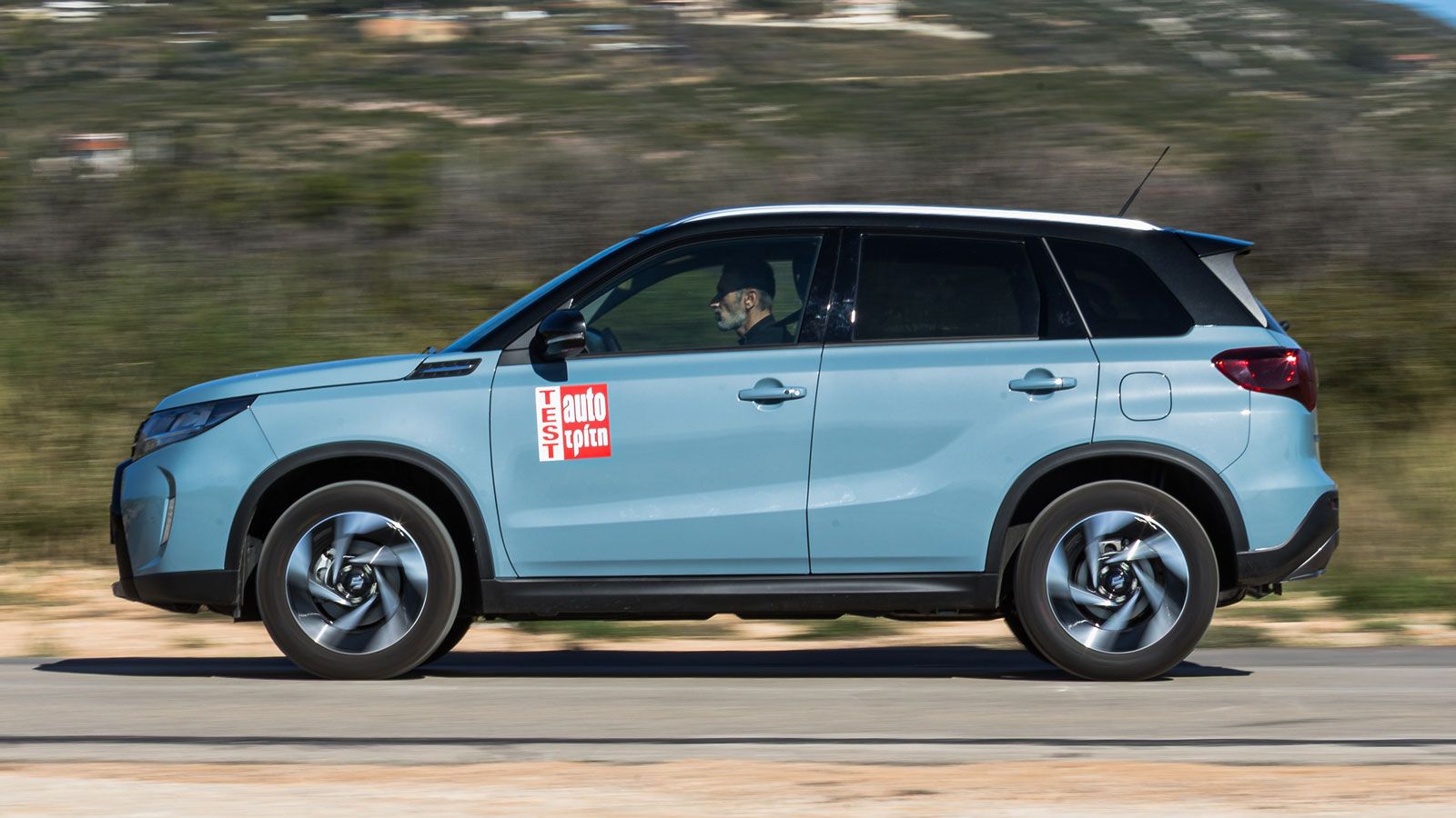 Το νέο κιβώτιο 6AT του Suzuki Vitara διακρίνεται για τις πολύ ομαλές αλλαγές σχέσεων και την καλή ροή ισχύος στο μεσοδιάστημα, δίνοντας σαφή προτεραιό