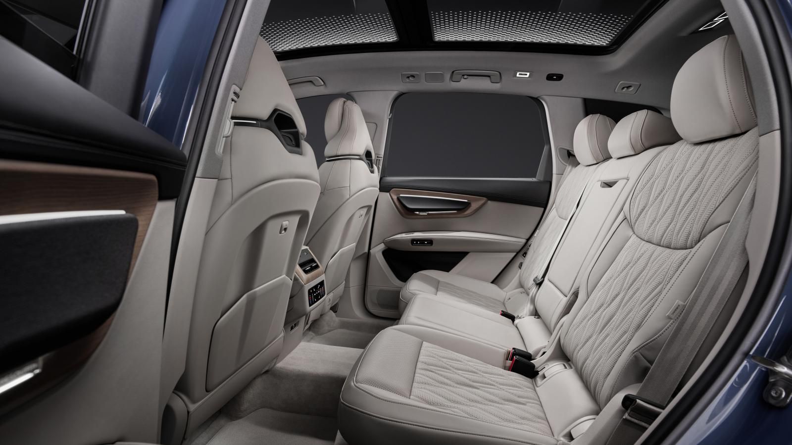 Πλήρης αποκάλυψη για την τρίτη γενιά του Audi Q7