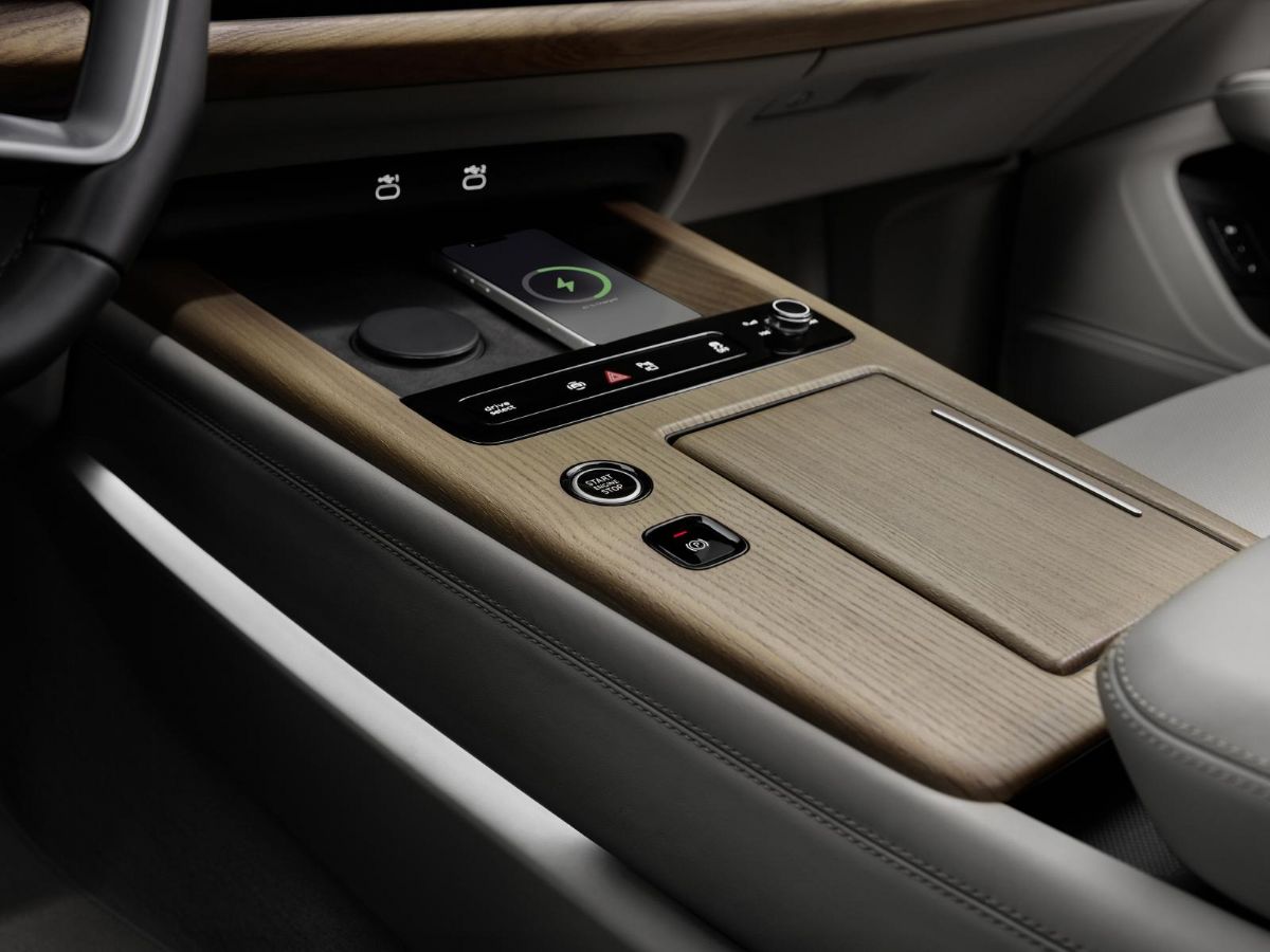 Πλήρης αποκάλυψη για την τρίτη γενιά του Audi Q7