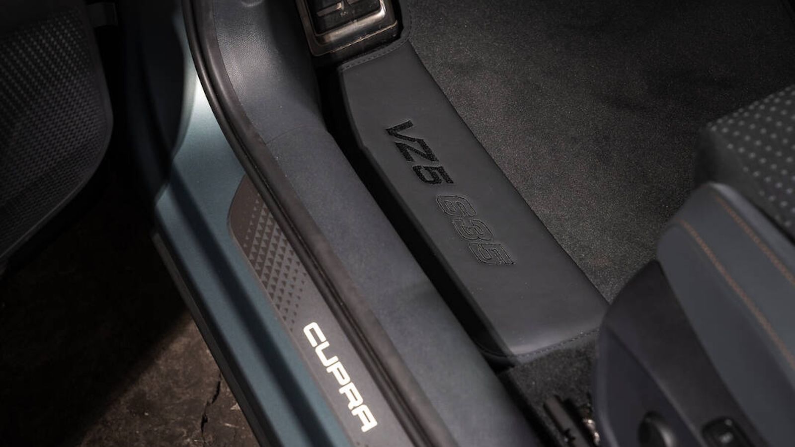 ABT CUPRA Formentor VZ5 635: Επικό αντίο στον 5κύλινδρο της Audi με 635 άλογα