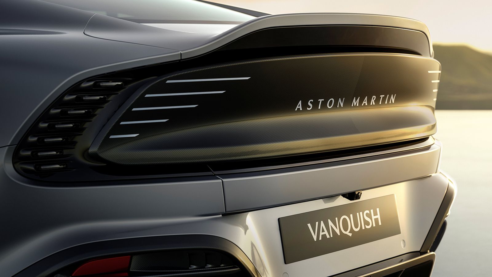 Aston Martin Vanquish 25: Νέα έκδοση για τα 25 χρόνια του grand tourer