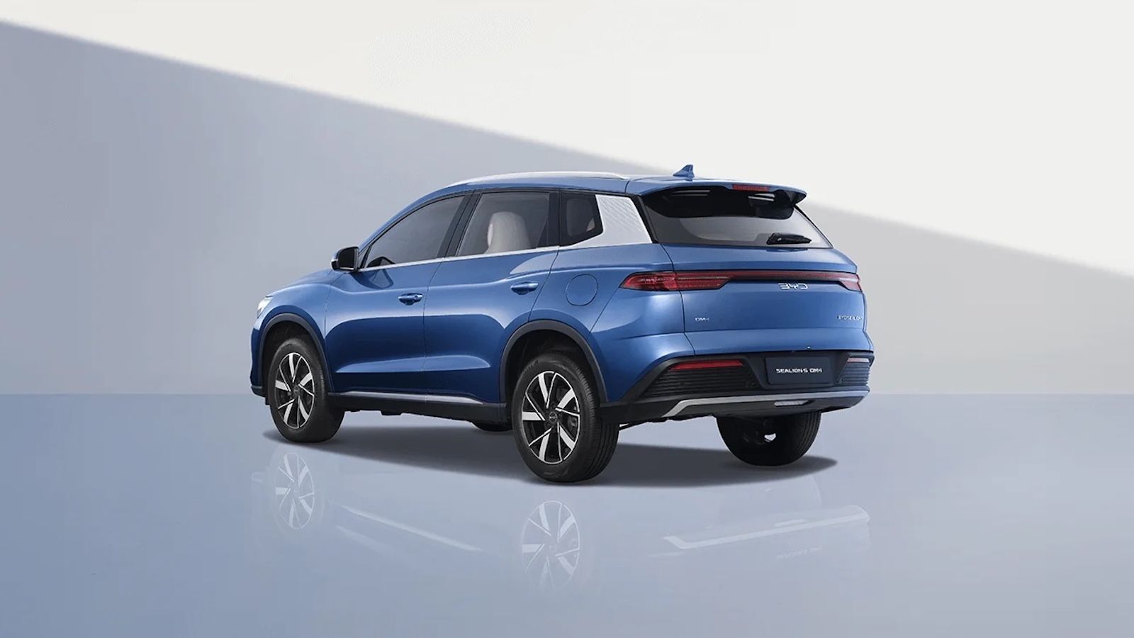 BYD SEALION 5 DM-i