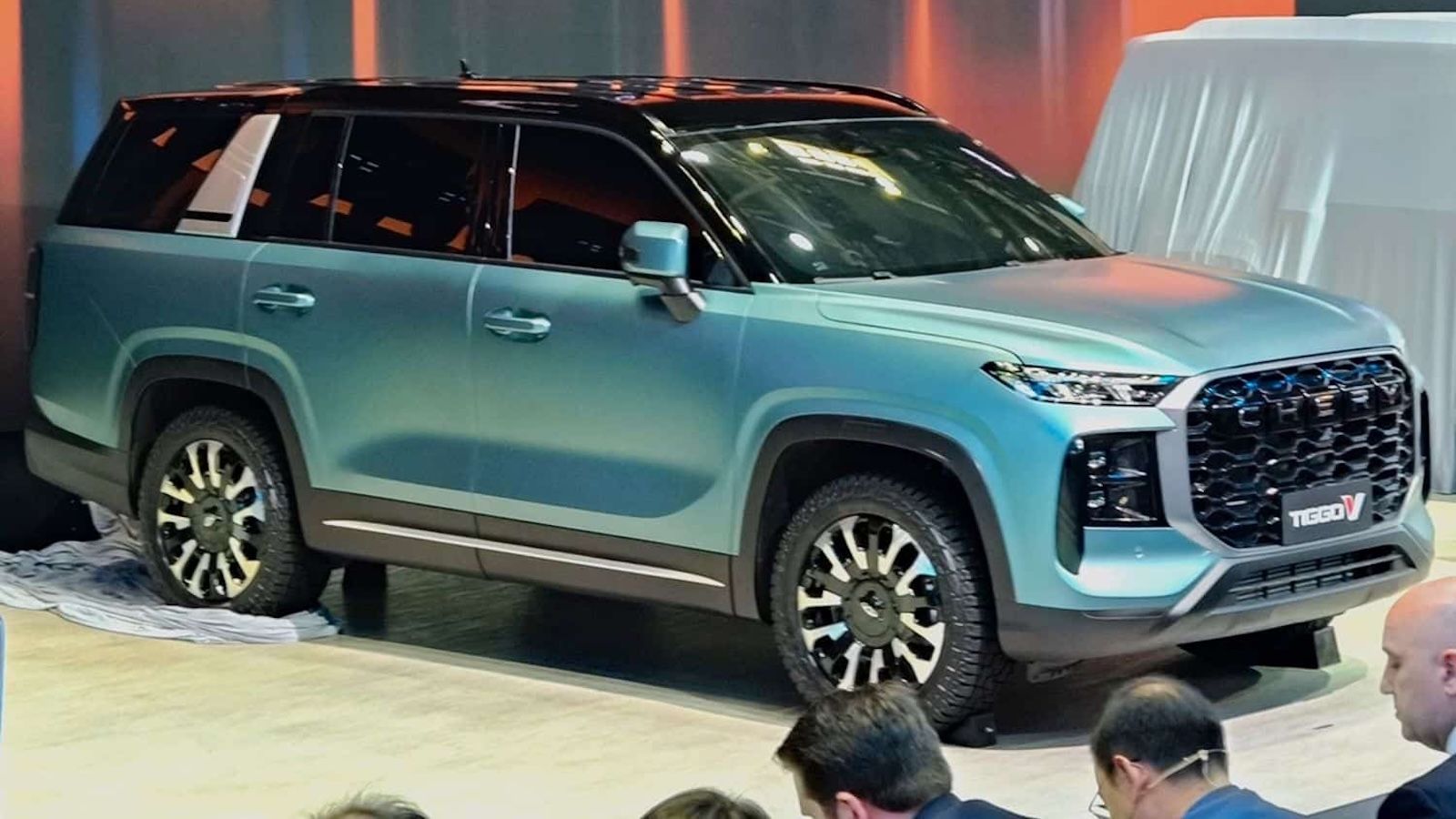 Chery Tiggo V: Το SUV-«Transformer» που μετατρέπεται σε αγροτικό -Παρουσιάστηκε στο Πεκίνο