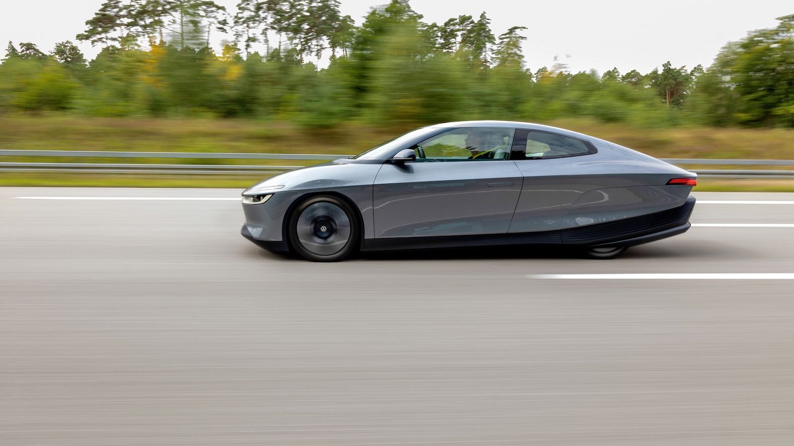 Το Volkswagen Mission Efficiency αποκαλύπτεται με αυτονομία-ρεκόρ, 4 θέσεις και τιμή κοντά στα 50.000 ευρώ