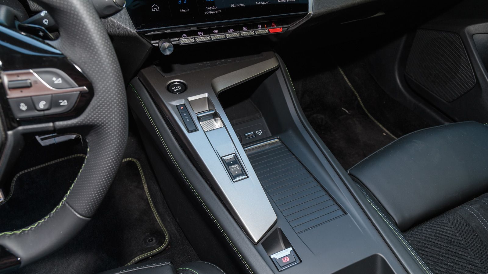 Πρώτη δοκιμή Peugeot e-408 | Ηλεκτρικό κουκλί με 213 PS