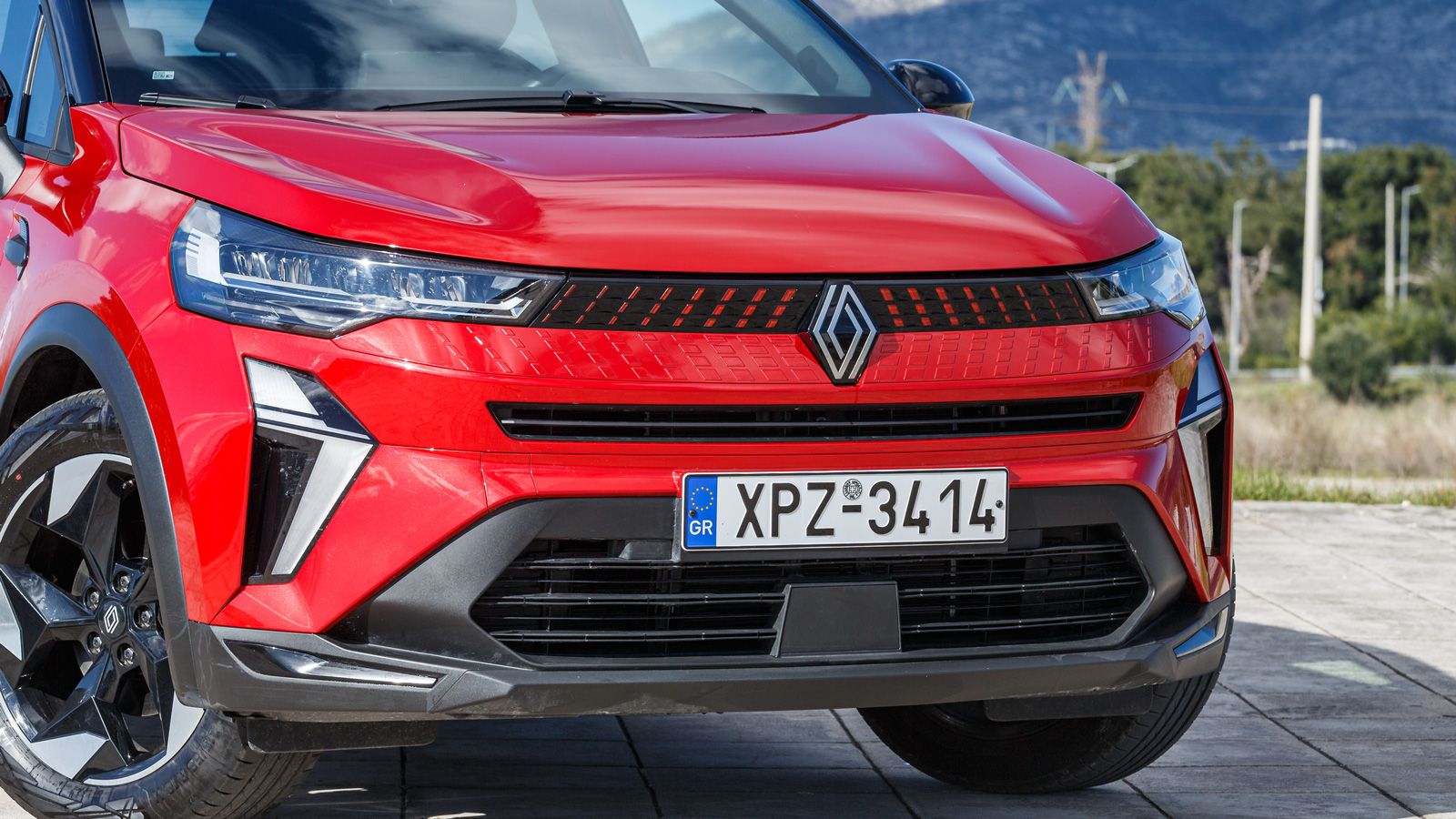 Δοκιμάζουμε το αναβαθμισμένο υβριδικό Renault Captur με 160 PS