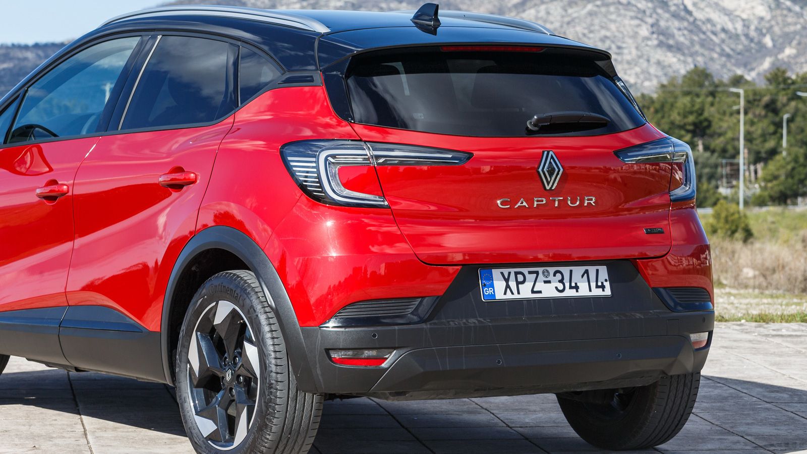 Δοκιμάζουμε το αναβαθμισμένο υβριδικό Renault Captur με 160 PS