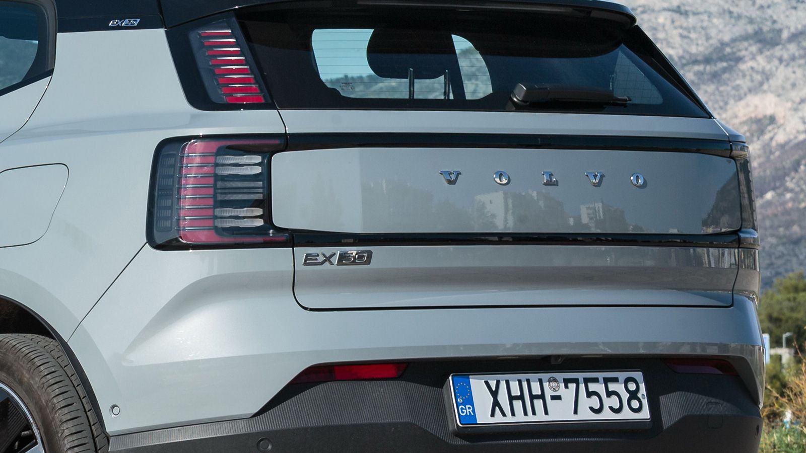 Δοκιμή Volvo EX30 Twin Motor Performance -Εκρηκτικό ηλεκτρικό «SUVάκι»