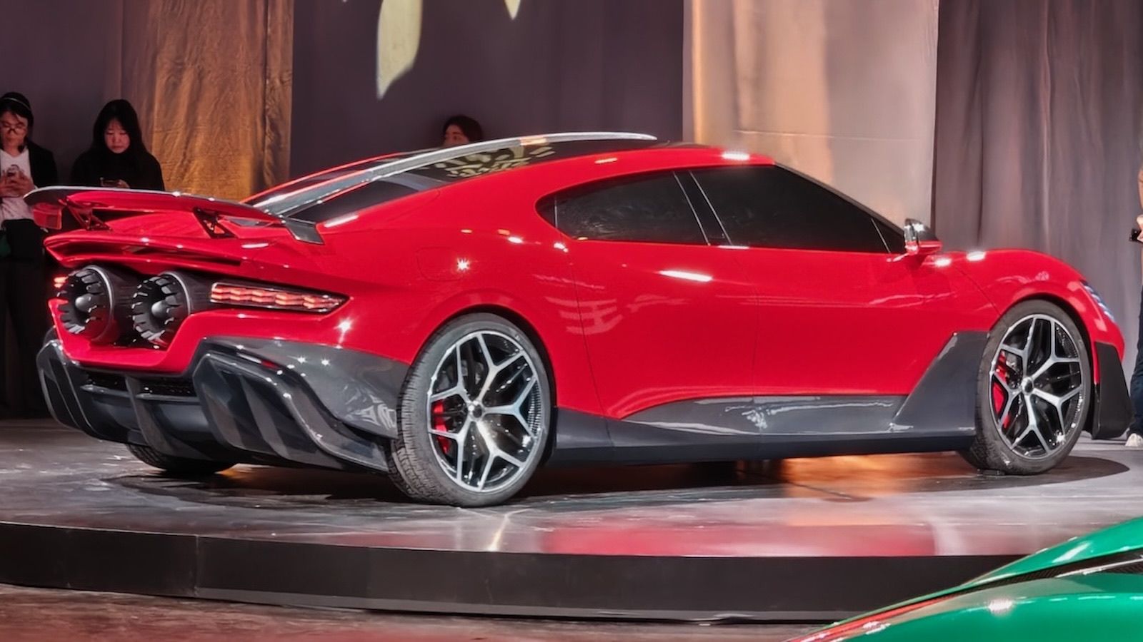 Η Dreame με τις σκούπες ρομπότ παρουσίασε supercar με επιτάχυνση 0.9 δευτερολέπτων