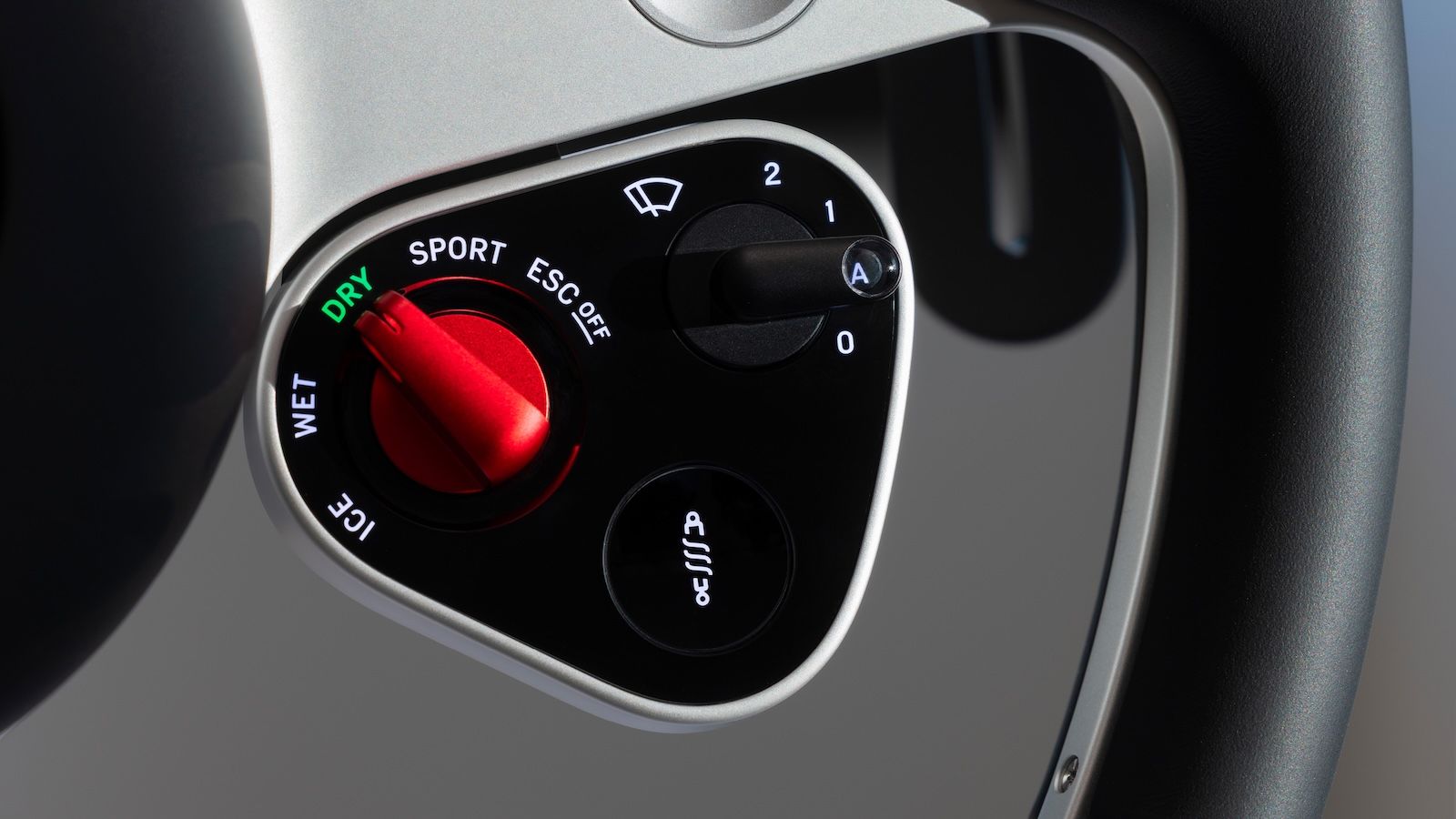 Ferrari Luce: Η νέα ηλεκτρική εποχή του Maranello έχει στοιχεία από την Apple