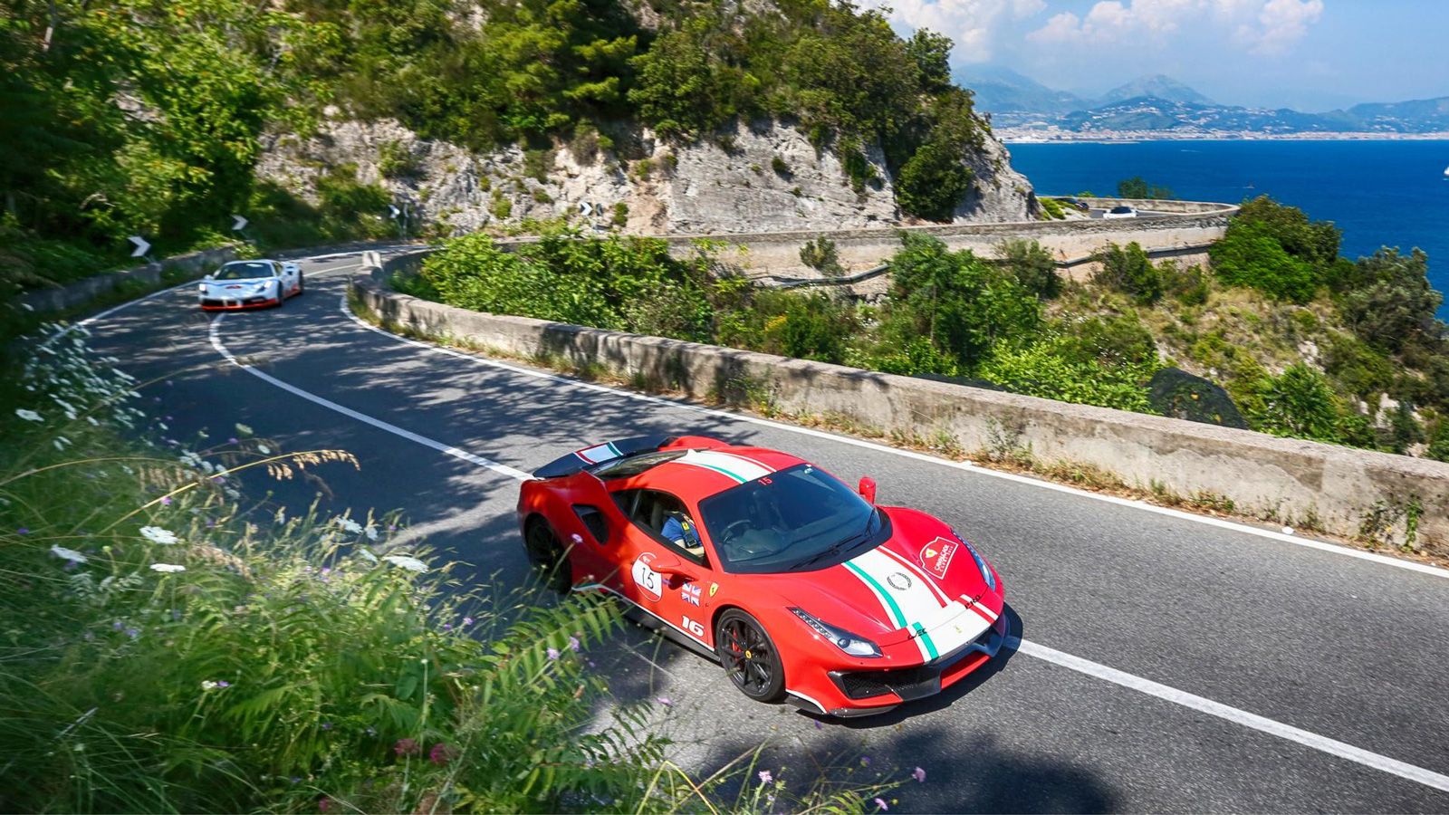 116 Ferrari έρχονται στην Ελλάδα -Για ποιο λόγο & πού θα παρελάσουν;